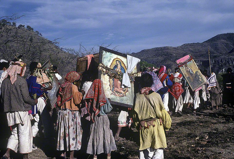 Semana Santa en Tuapurie - Fotografía ©Juan Negrín 1979-2018