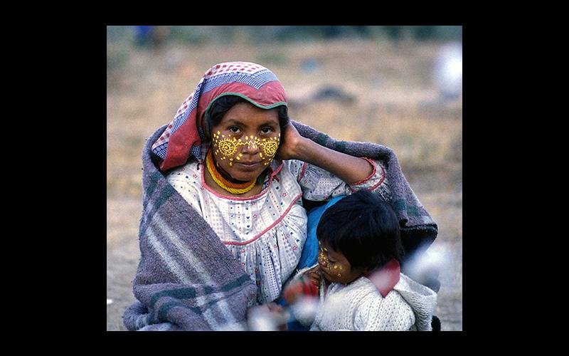 Xitaima - Lucía Lemus de la Cruz, Wirikuta 1978 ~ Photograph ©Juan Negrín