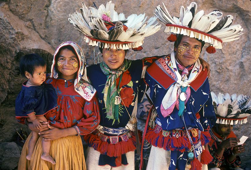 Pilgrims at Teakata ~ Fotografía ©Juan Negrín 1982