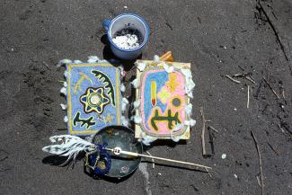 Offerings at Haramaratsié ~ Photography ©Juan Negrín 1977
