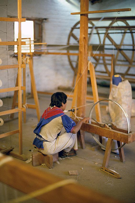 Taller de telares en la comunidad de Tuapurie